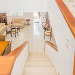 Apartman Family Getaway