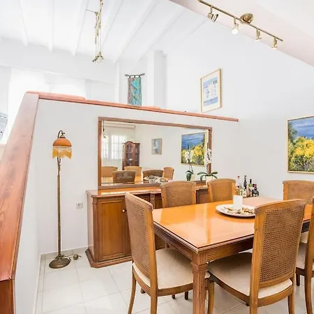 Family Getaway Apartman *