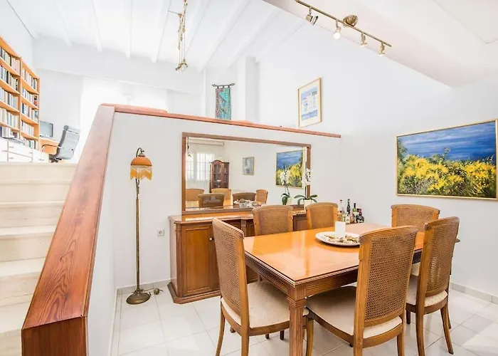 Family Getaway Apartament *